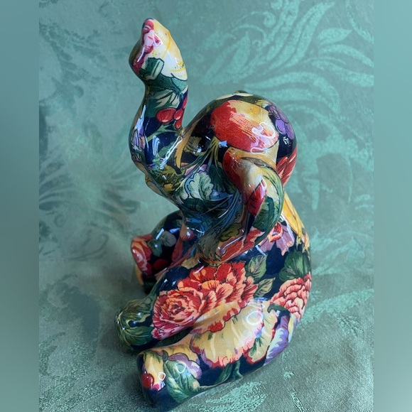 Collectible elephant trunk up for good luck. Vintage La Vie Safari, collage. - Picture 2 of 10